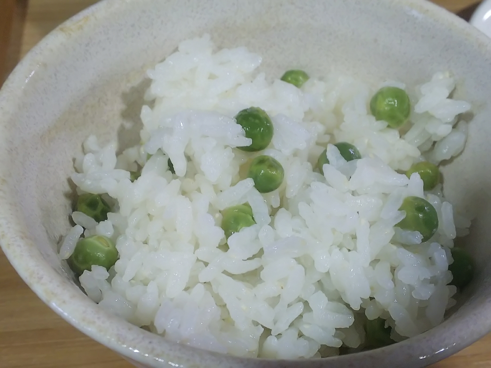 お塩の加減がちょうどいい！豆ご飯