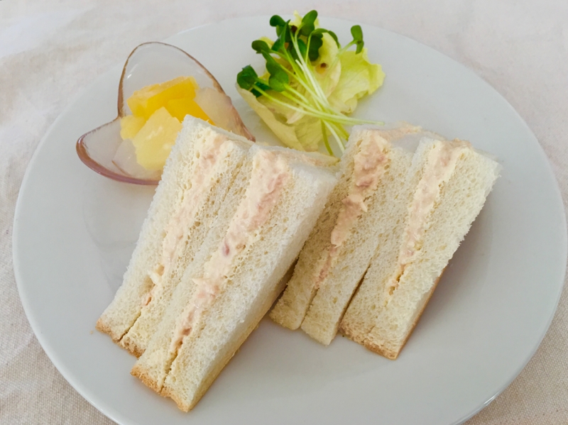 めっちゃシンプルツナマヨサンド♡