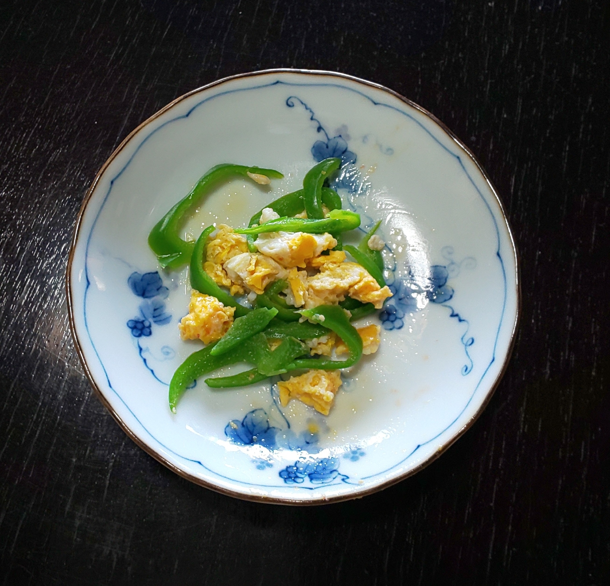 ピーマン卵とじ