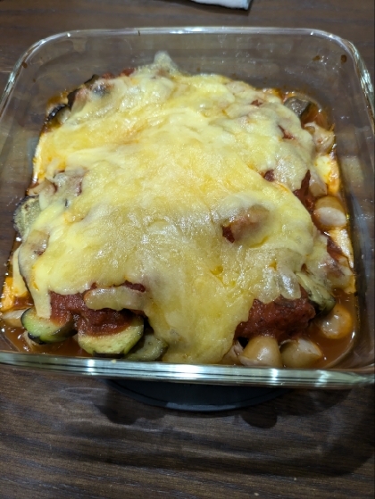 何度もリピさせてもらってます(^^)今日は、ウインナーも入れました！チーズたっぷりにして美味しかったです！ありがとうございます！