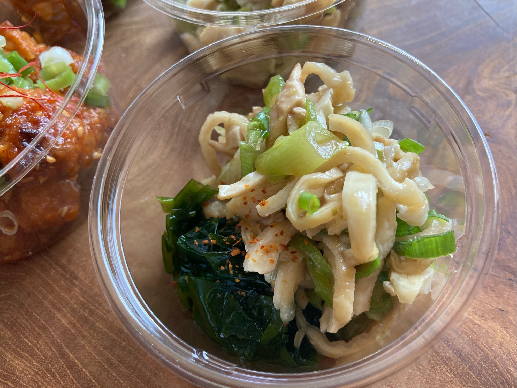 冷やしておいしい！鶏皮ポン酢