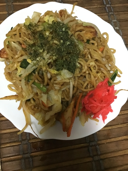 なんでも入れよう！焼きそば