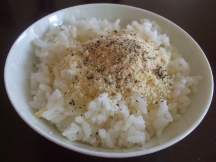 簡単絶品★丼で食べたい♪醤油じゃない卵かけご飯★