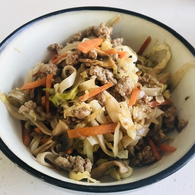 豚ひき肉焼きそば ライスヌードルで レシピ 作り方 By Rhodes 楽天レシピ 豚ひき肉焼きそば ライスヌードルで レシピ 作り方 By Rhodes 楽天レシピ