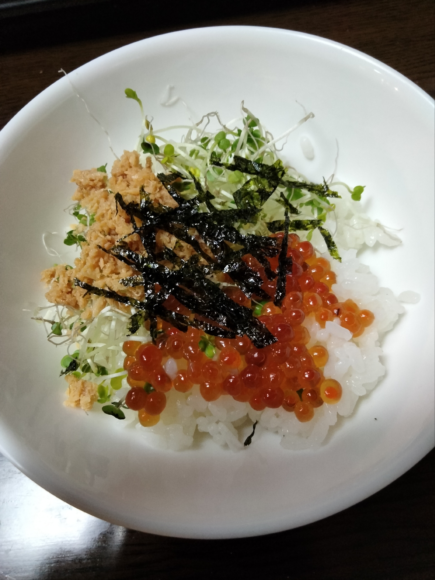 簡単！鮭フレークいくら丼