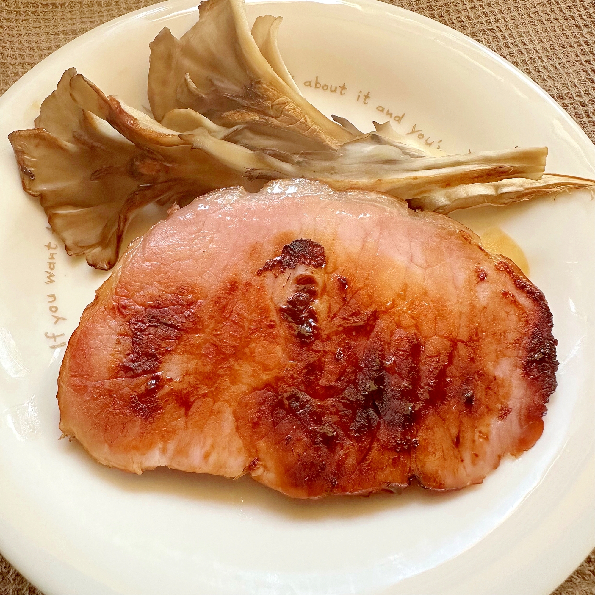 ハムとまいたけのオリーブオイルソテー