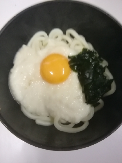 長芋、たまご、わかめの釜揚げうどん