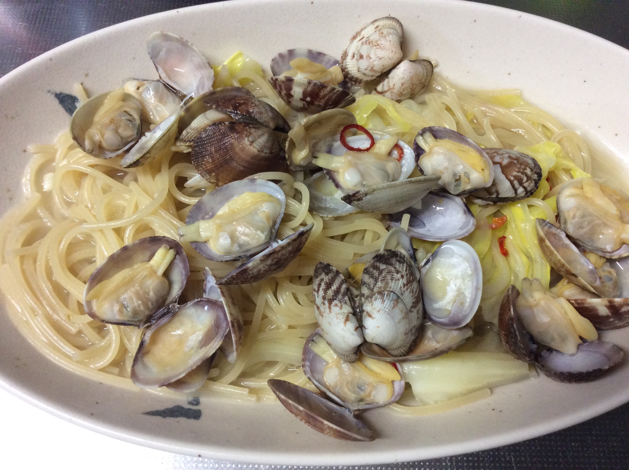 あさりの酒蒸しとキャベツの昆布茶入りスパゲティ