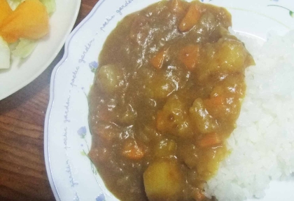 丸ごとバナナ入り野菜煮込みカレー