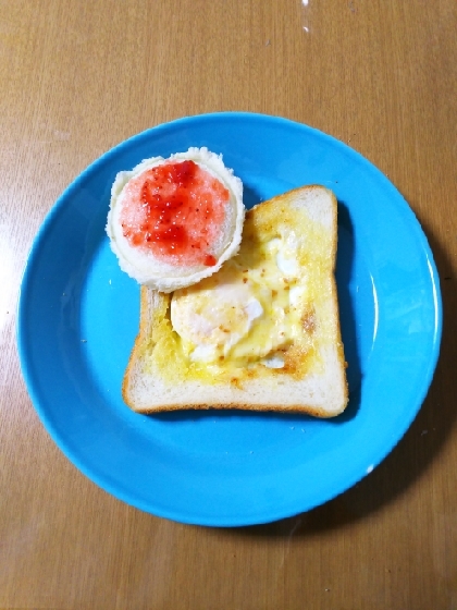 残り物パンでお手軽な一食