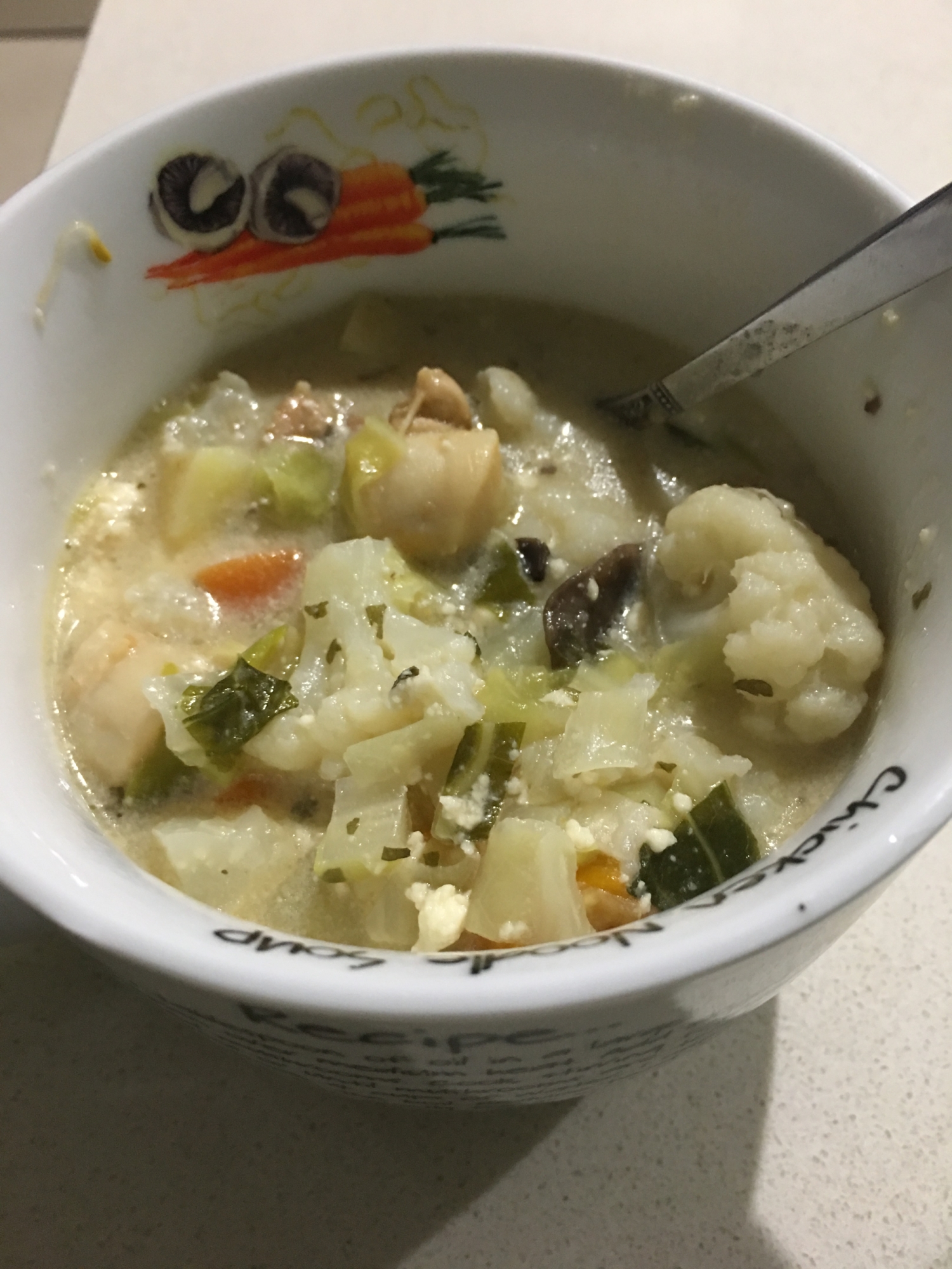 ホタテとカリフラワーたっぷりの野菜スープ