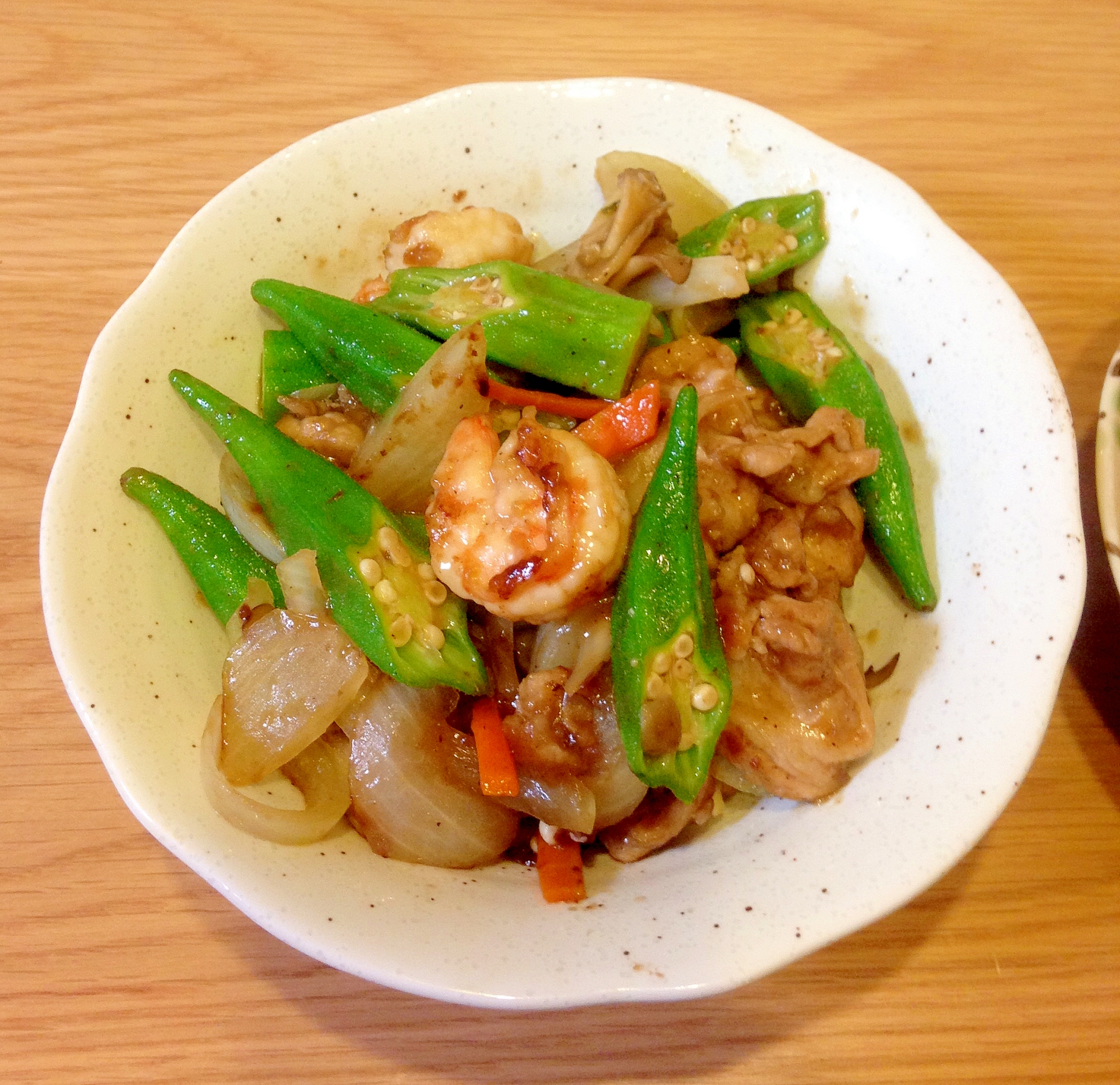 ご飯が進む♪海老と野菜の和風炒め☆