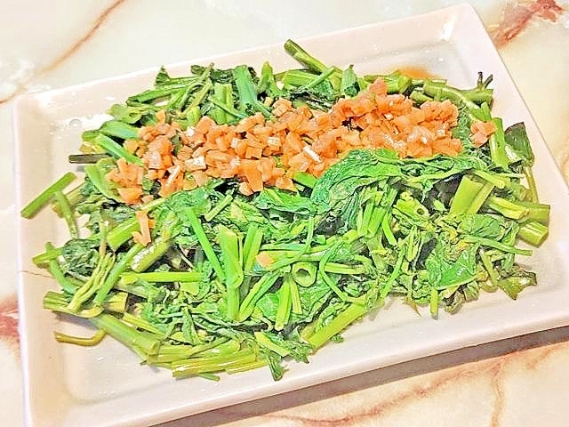 大量消費に!空心菜のにんにくソースがけ♪