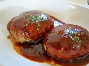 子供も喜ぶ 甘いソースのハンバーグ