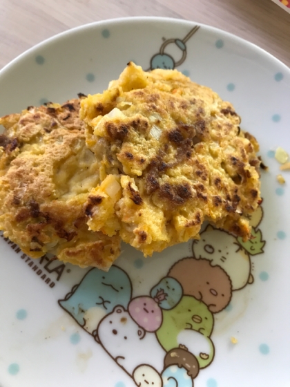 一歳の子とランチに小麦粉多め、にんじんすり下ろしとキャベツと牛肉にして作りました。パクパク食べてくれました。