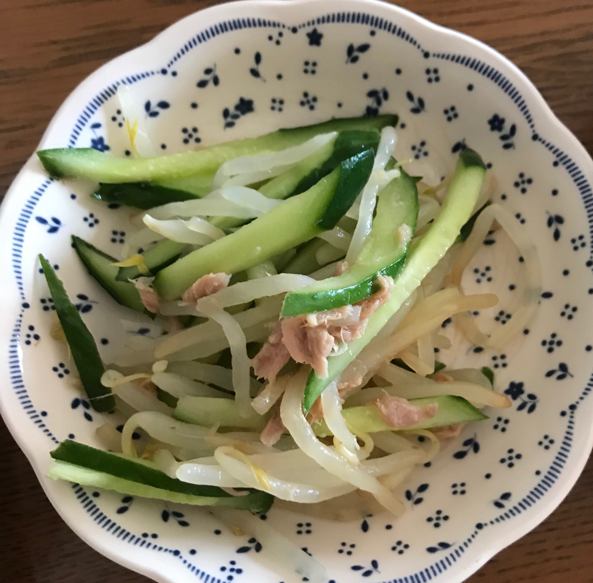 缶詰で簡単！きゅうりとモヤシのツナ和え