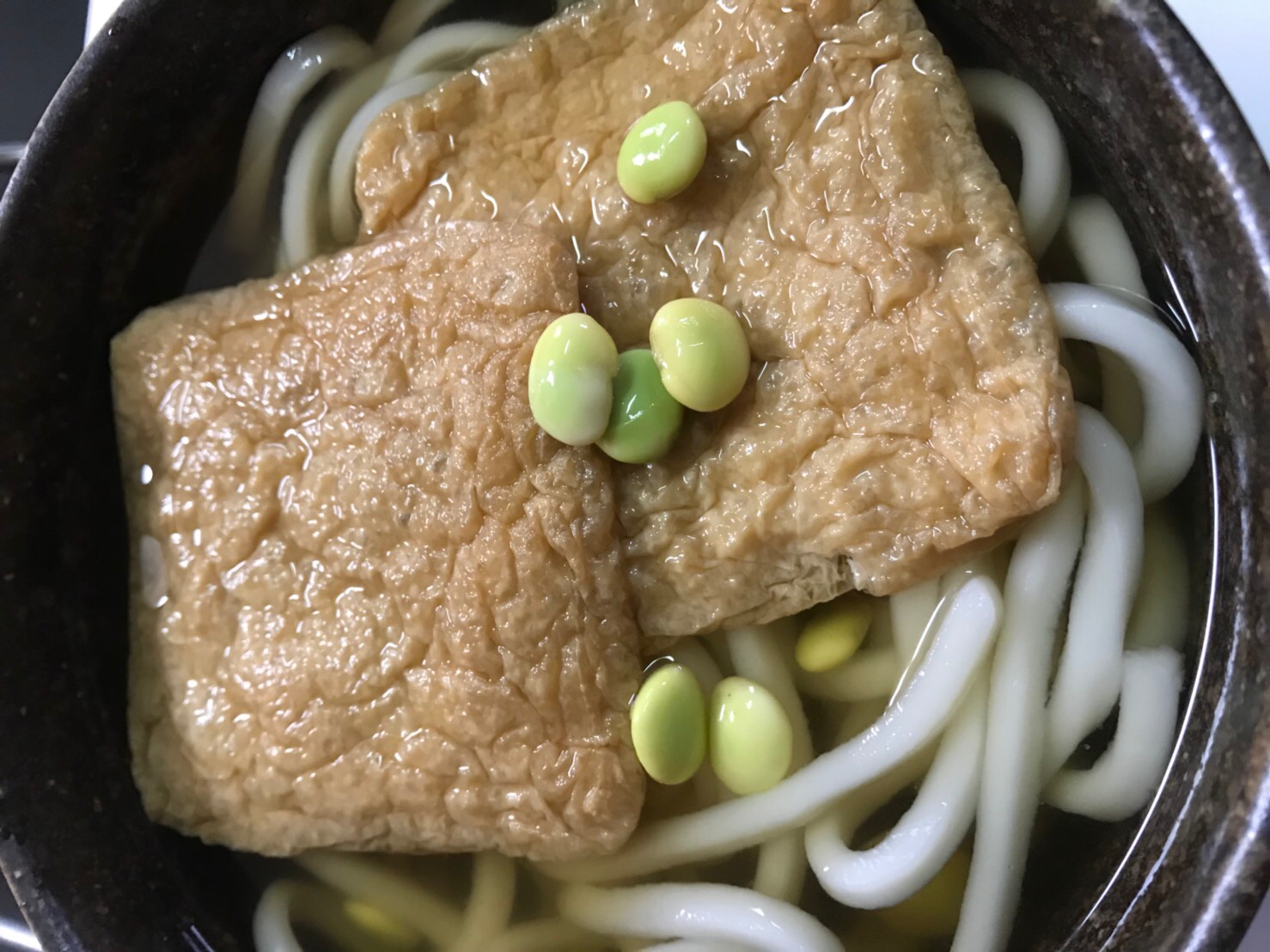 市販の揚げと枝豆のきつねうどん(^○^)