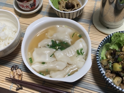 冷凍餃子で作るシンプルな餃子スープ