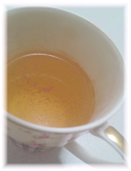 色が変色していますが、緑茶で作っていますf^_^;

美味しくいただきました(^^)

ご馳走さまです☆
