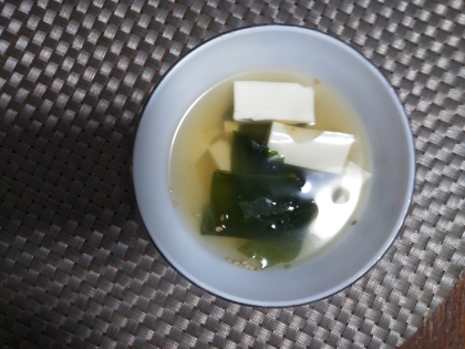 豆腐とわかめのシャンタンスープ