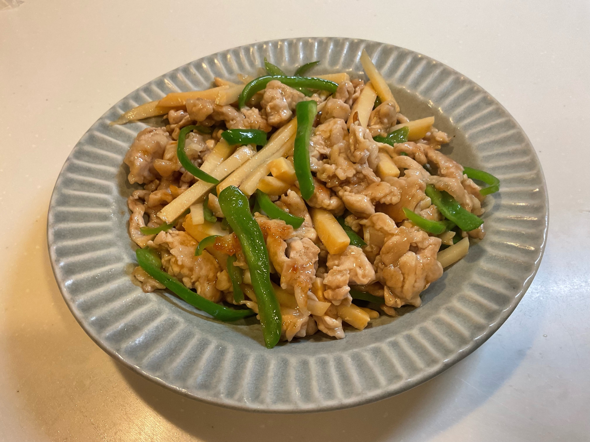 基本！青椒肉絲！