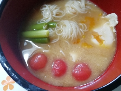 ヘルシー男の手料理❤卵入りニンニクの芽の味噌汁♪