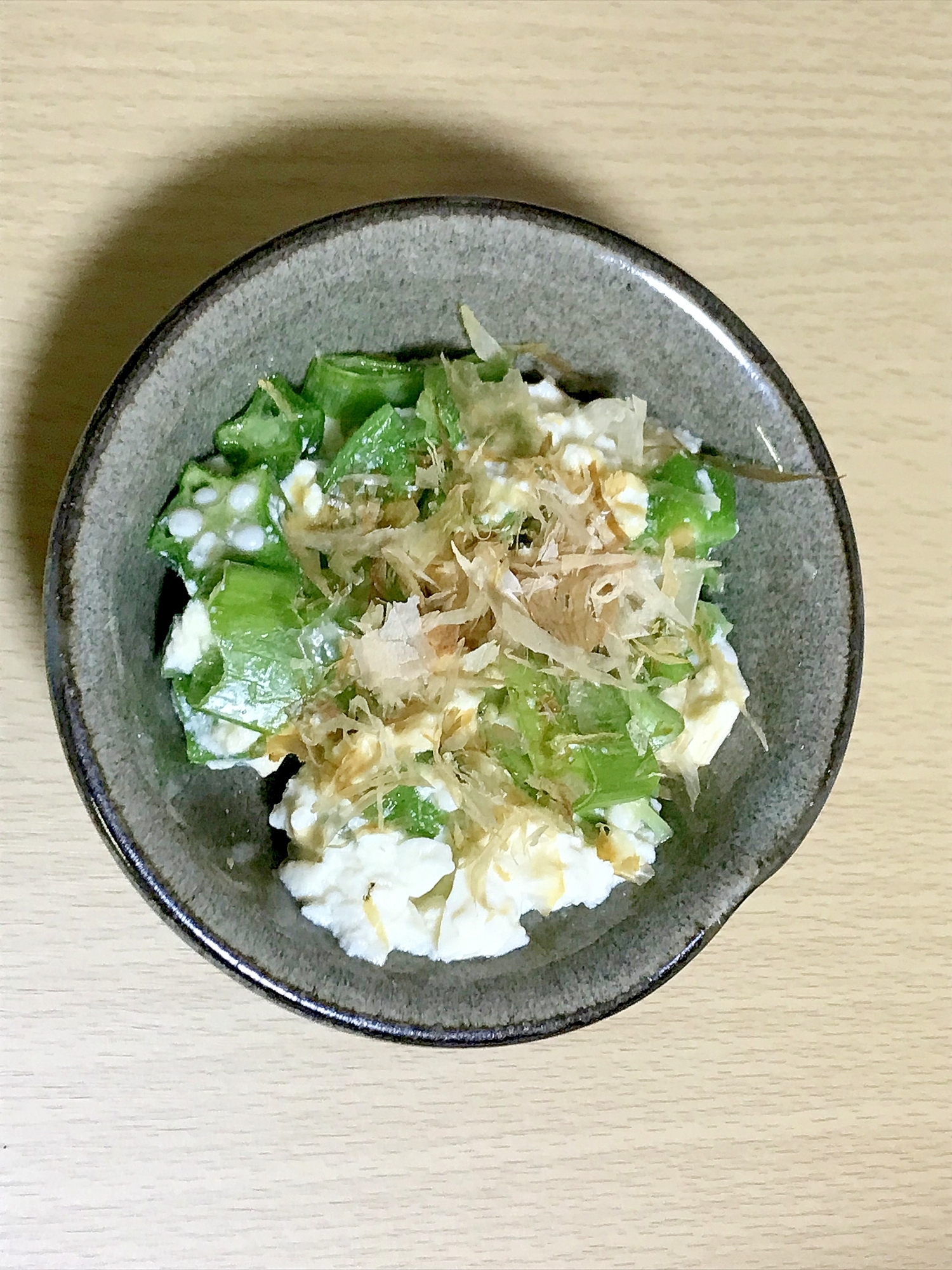 簡単　混ぜるだけ！　豆腐とオクラの副菜