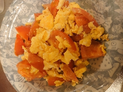 ミニトマトとマヨチーズのとろふわ卵炒め
