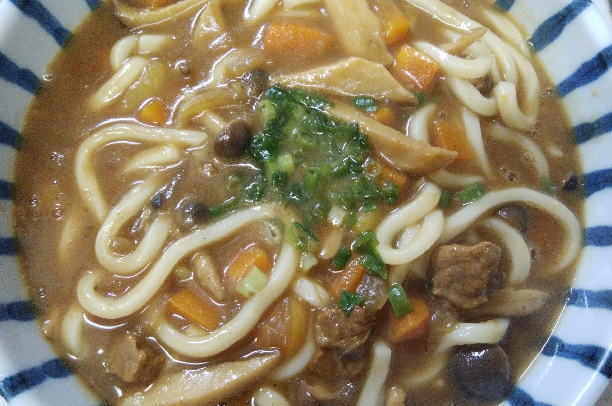 白だしで簡単♪とろっとしたカレーうどん