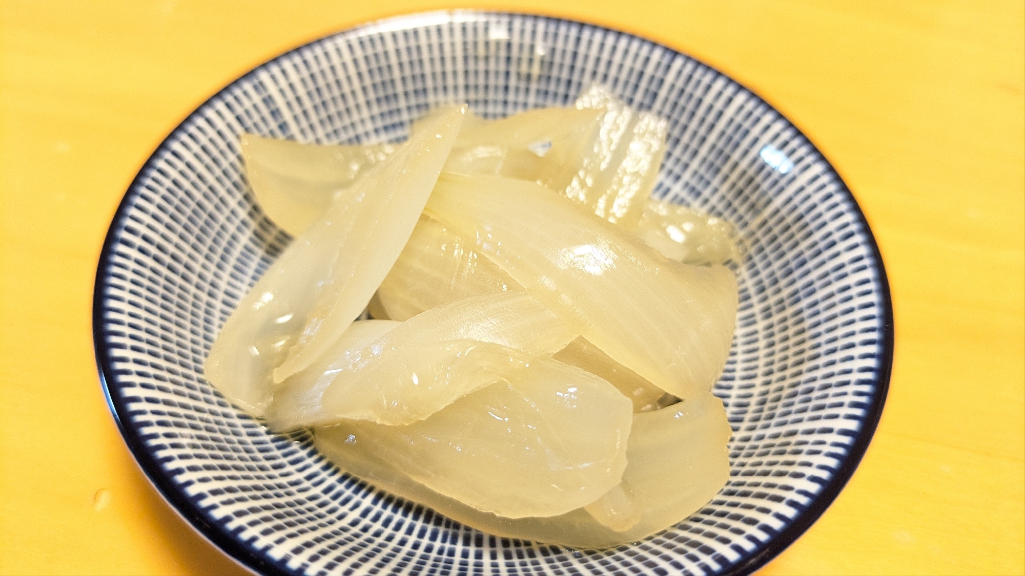 新玉ねぎのめんつゆ漬け