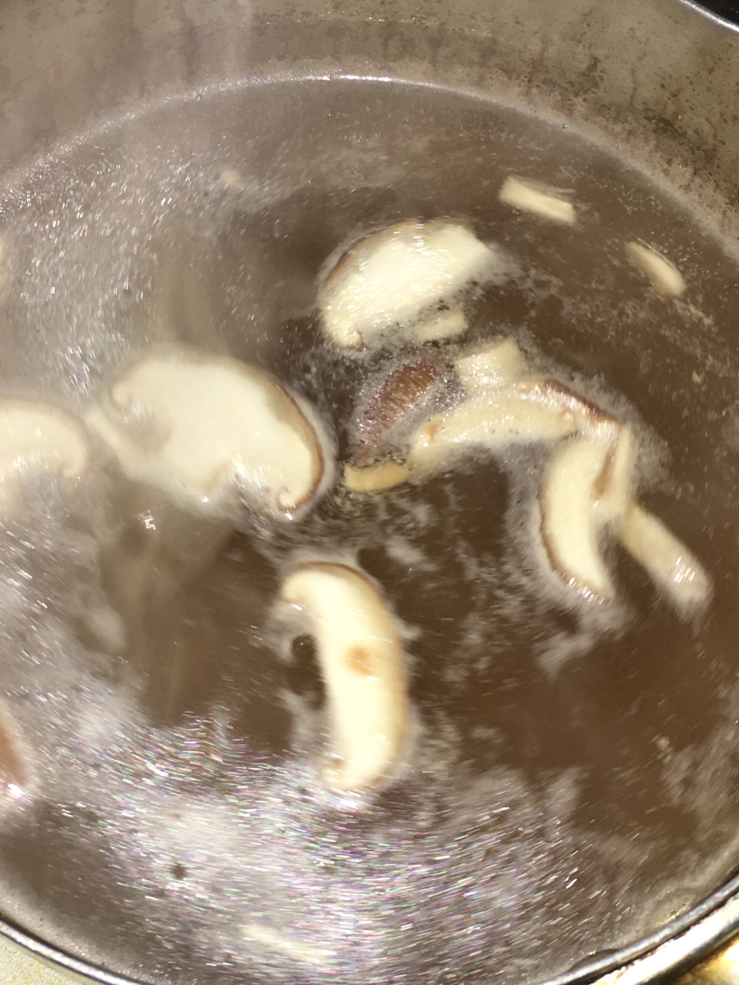 椎茸の醤油スープ
