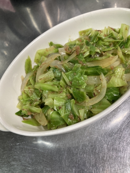 レンジで☆キャベツと玉ねぎのおかか和え