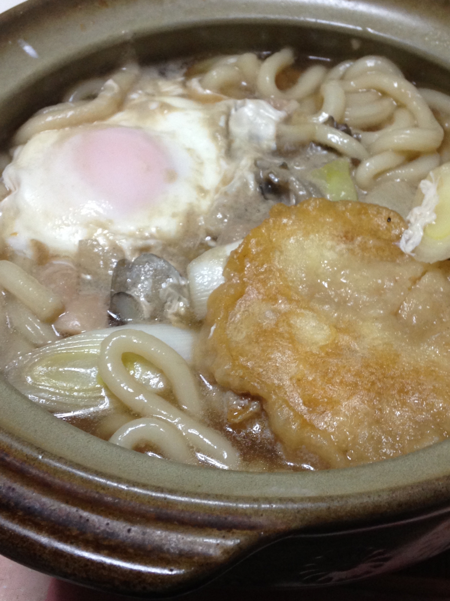 鶏肉、舞茸、卵、ネギのうどん