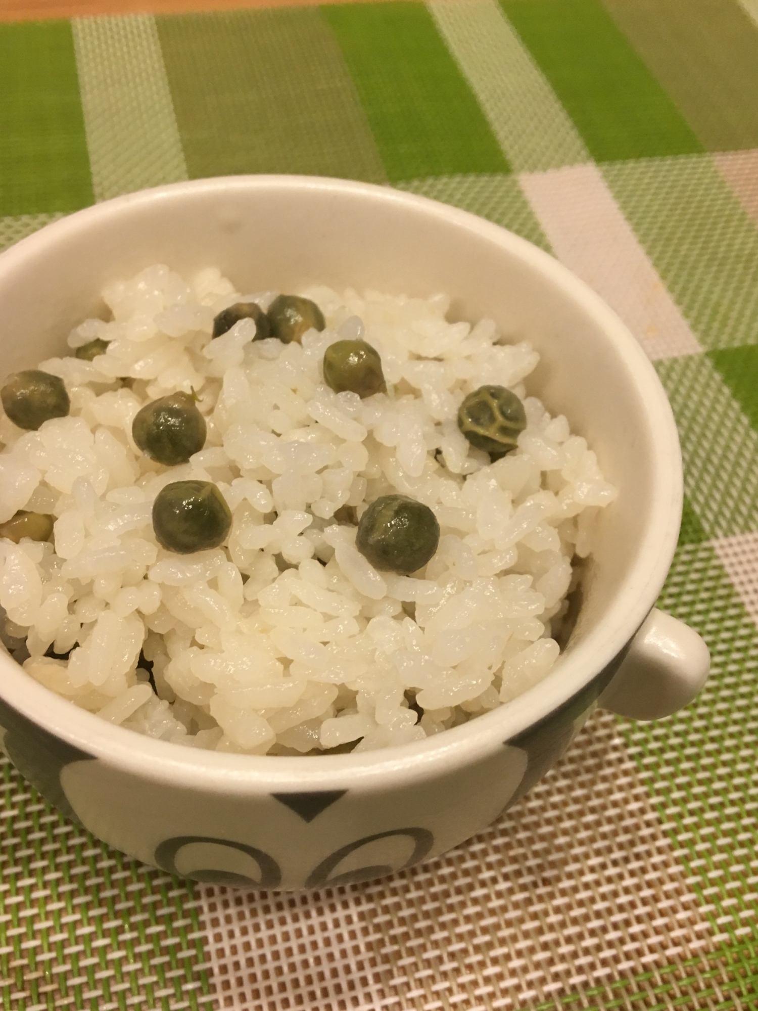 炊飯器のみで 豆ご飯 レシピ 作り方 By Makichom 楽天レシピ 炊飯器のみで 豆ご飯 レシピ 作り方 By Makichom 楽天レシピ