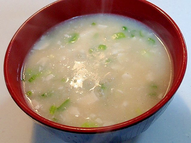 器に盛られたクリームシチュー