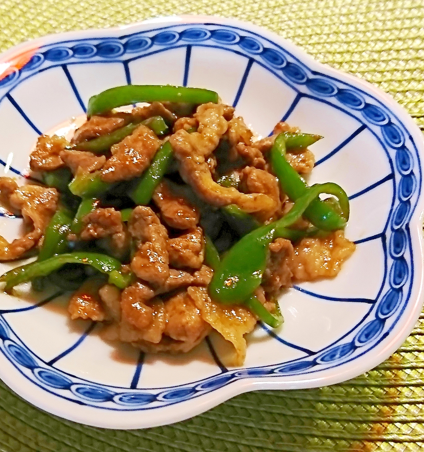 お弁当に★豚肉とピーマンの生姜醤油炒め