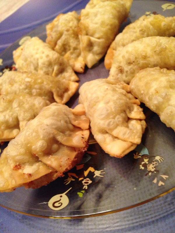 じゃがいもと挽肉の餃子の皮包み揚げ