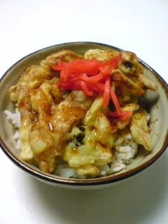 魚肉ソーセージと春菊のかき揚げ丼