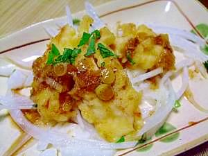 特製ピリ辛ネギポンで　鳥胸肉の天ぷらとたたき山芋