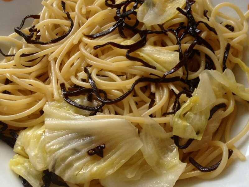 キャベツと塩昆布だけ お手軽パスタ レシピ 作り方 By 美味し 楽天レシピ