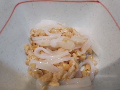 イカをさばいてイカ納豆を作りました。