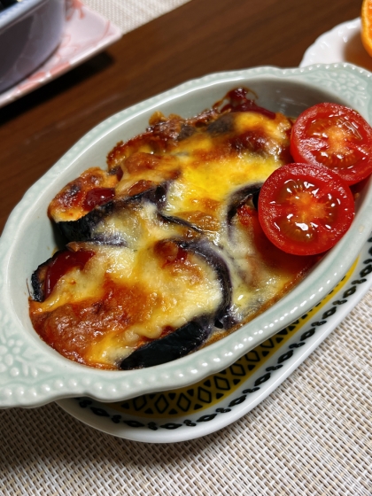 【超簡単もう一品】マルゲリータ風秋茄子のチーズ焼き