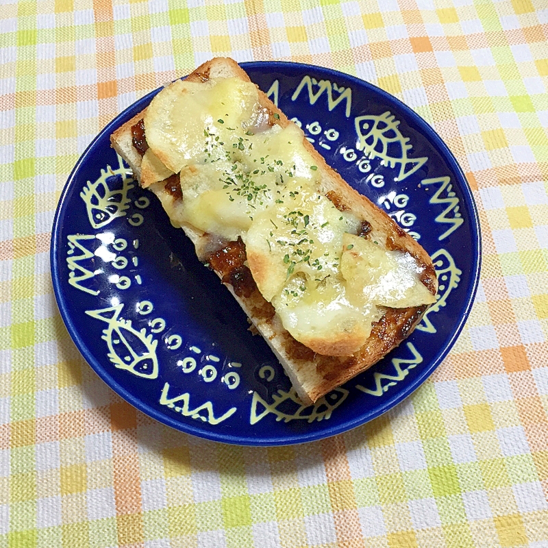 おつまみにも！海苔の佃煮とポテチのトースト♪