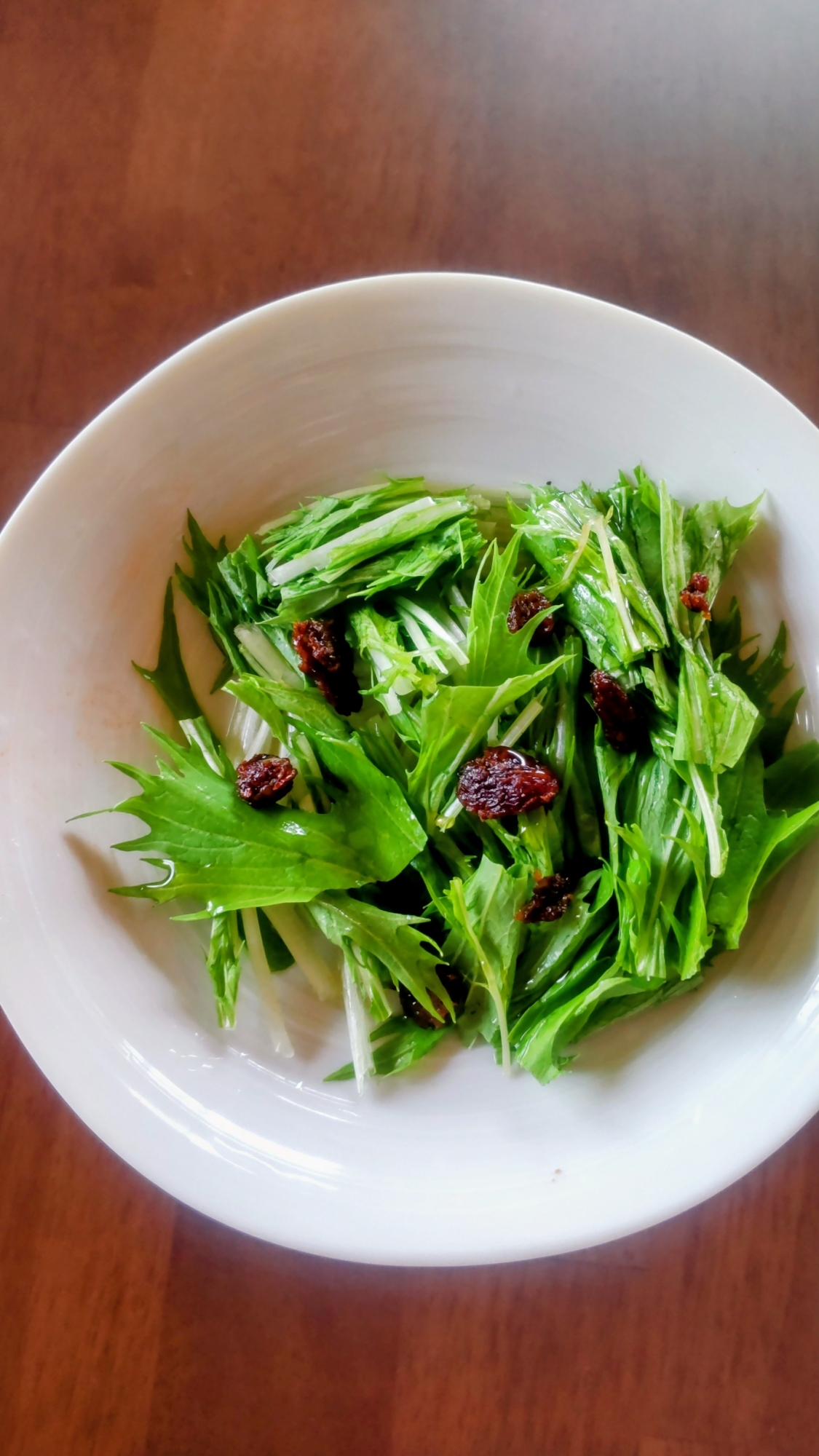 水菜レーズンサラダ