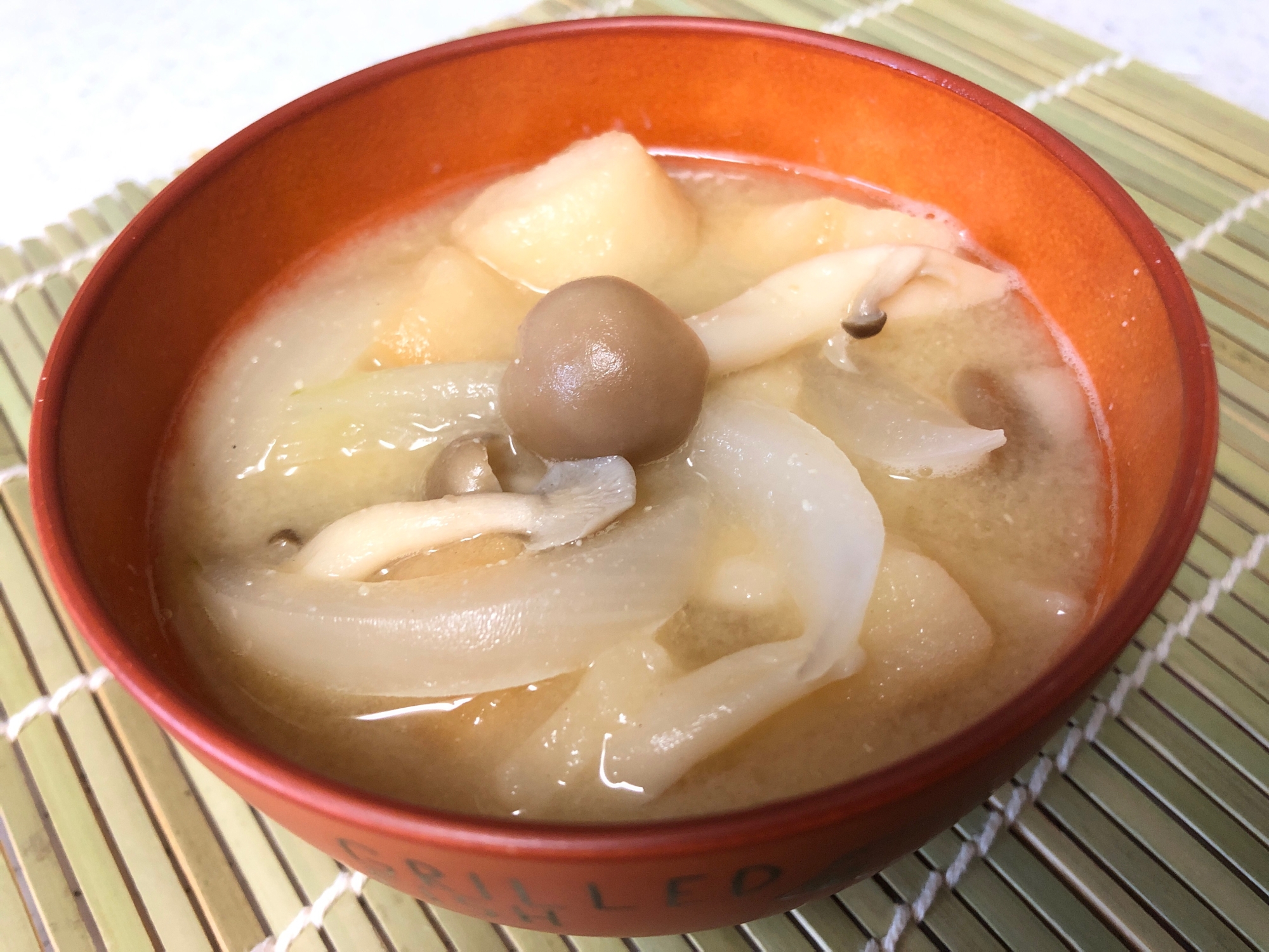 冷凍玉ねぎの味噌汁