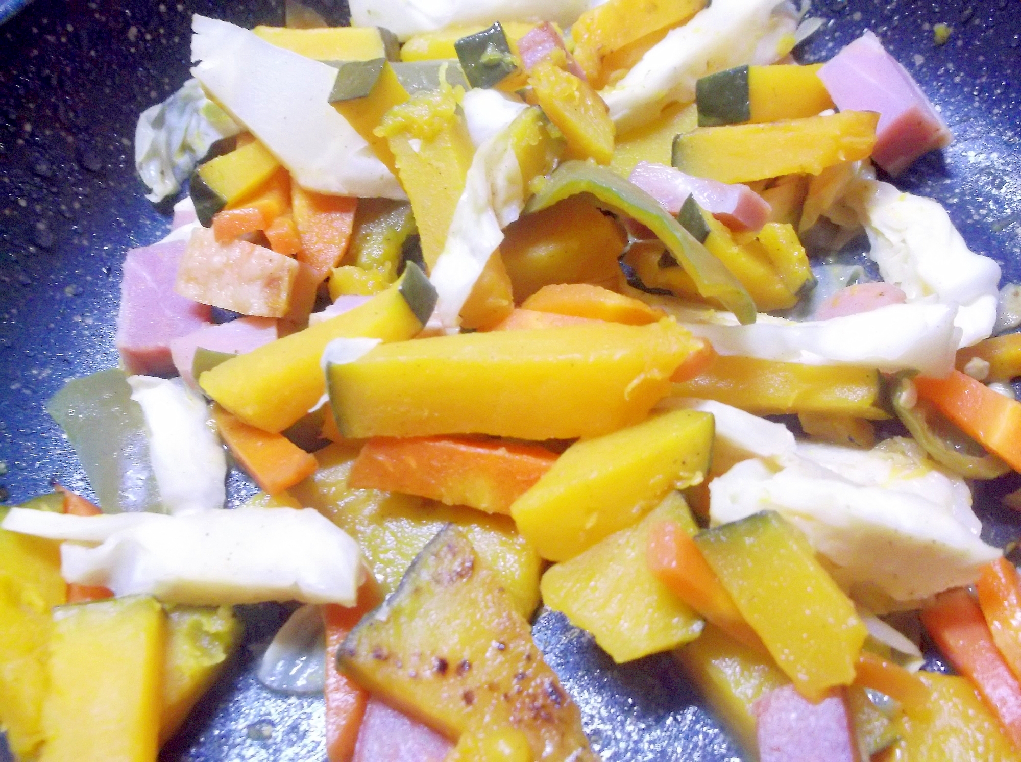 厚切りベーコンと野菜の炒め物
