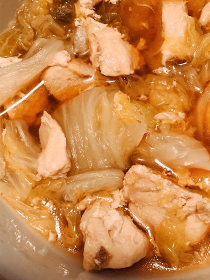 昆布つゆで☆鶏肉と白菜の和風鍋
