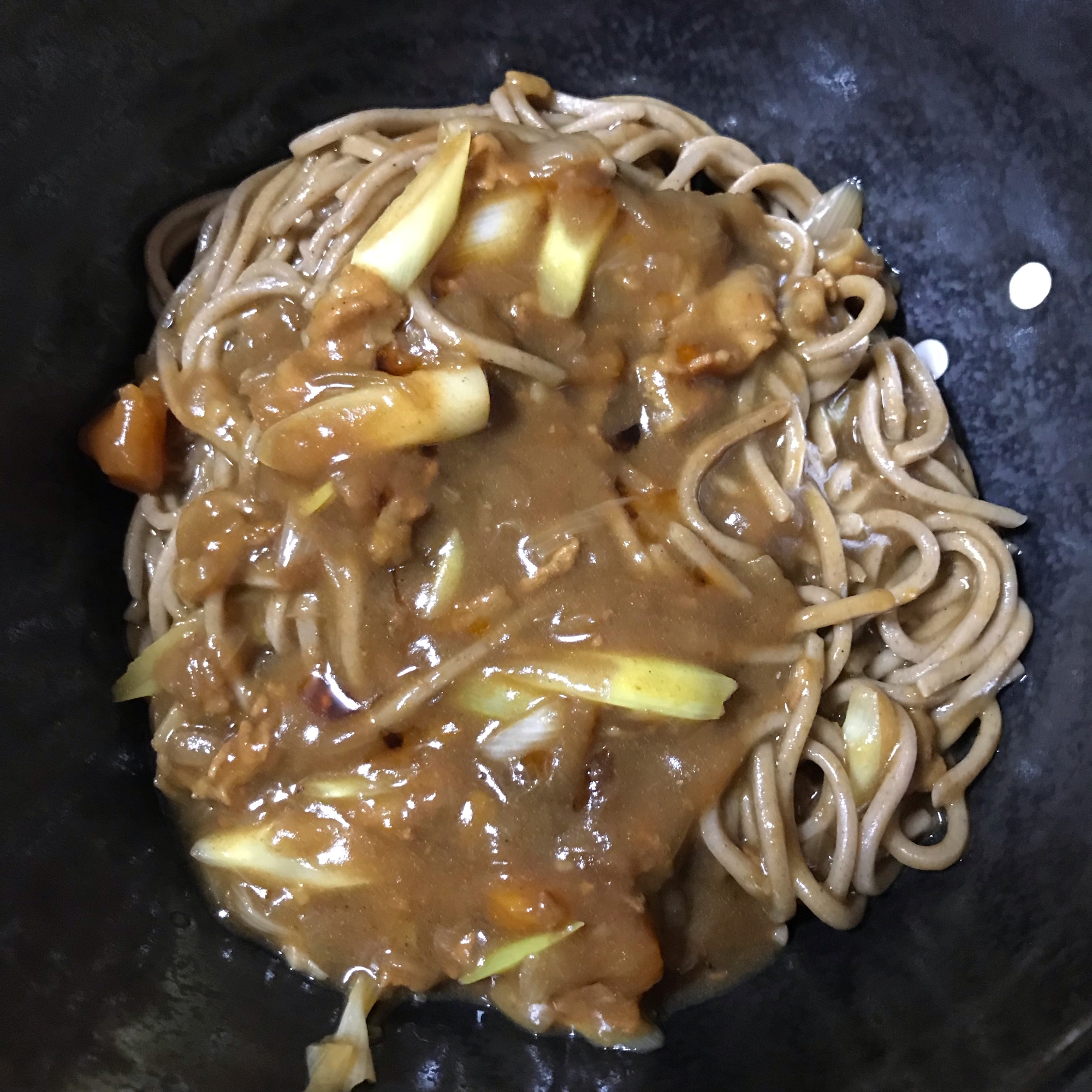 残ったカレーでカレー和蕎麦