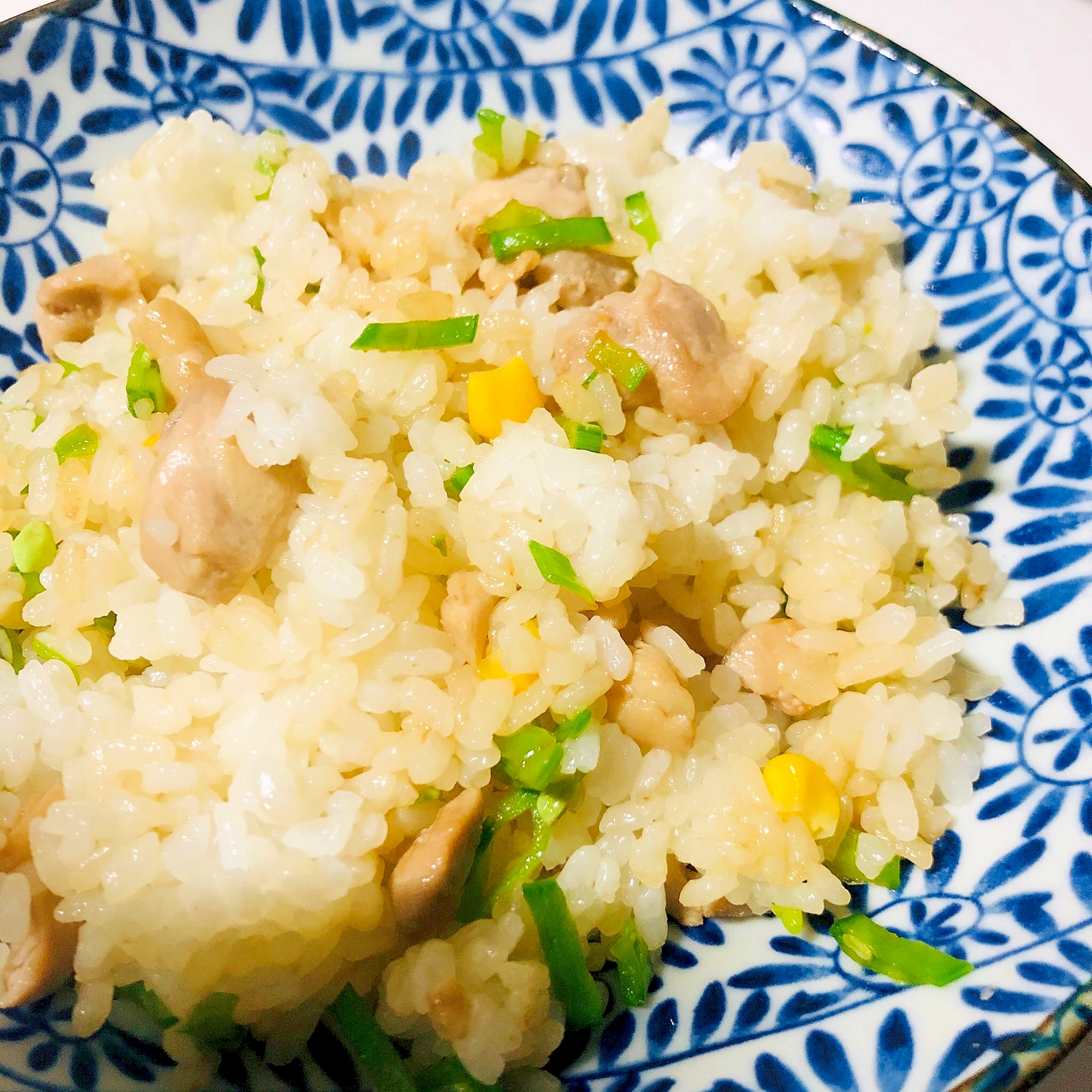 豚肉とコーンとさやえんどうのチャーハン