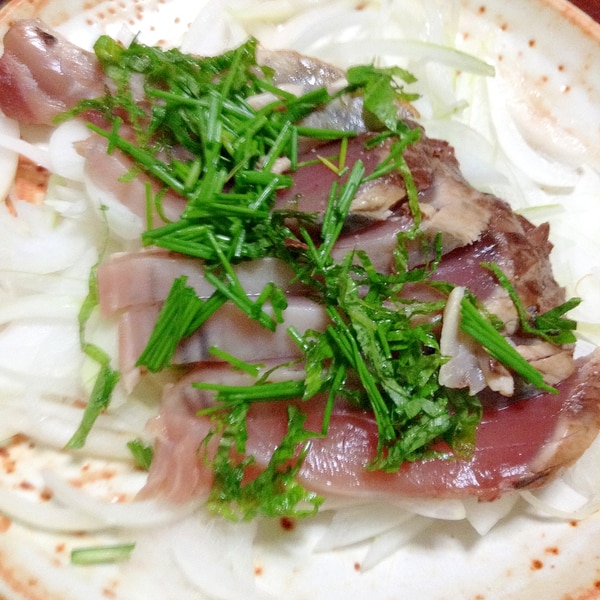 フライパンで血合いを焼いた カツオの塩タタキ風 レシピ 作り方 By とりあえず乾杯 楽天レシピ フライパンで血合いを焼いた カツオの塩タタキ風 レシピ 作り方 By とりあえず乾杯 楽天レシピ
